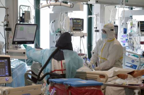 "Chi entra in terapia intensiva": ecco le regole degli anestesisti