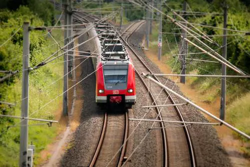 Dalla Svizzera schiaffo ai frontalieri italiani. "Stop ai treni, dpcm con regole troppo severe"
