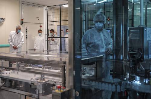 Covid, flop del vaccino Sanofi: Italia voleva 40 milioni di dosi