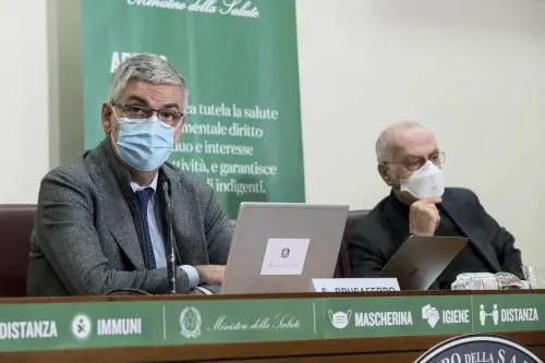 "L'infezione torna a muoversi" L'indice che preoccupa gli esperti