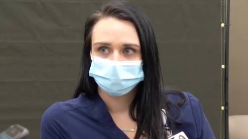 L'ultima follia dei no vax "L'infermiera è morta dopo aver fatto il vaccino"