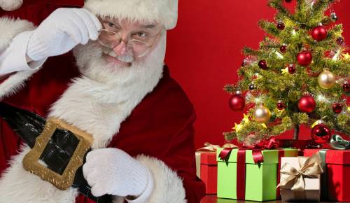 Chi è davvero Babbo Natale? Ecco i migliori film sulla sua storia