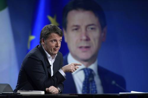 "Fa affari", "Dominato dal rancore". Scontro tra Conte e Renzi