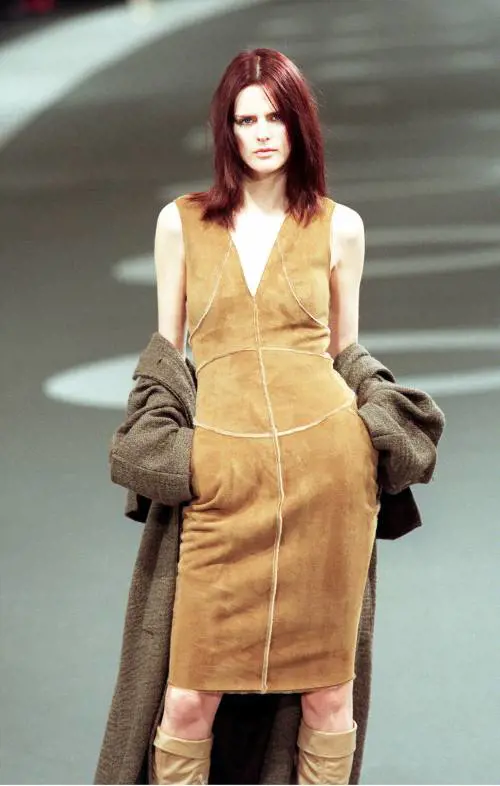 Morta Stella Tennant, icona degli anni '90. Ma è mistero sulle cause