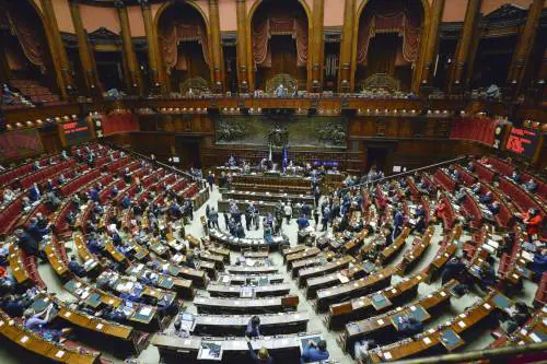 "Nessun obbligo per i lavoratori": scontro sul nuovo Green Pass