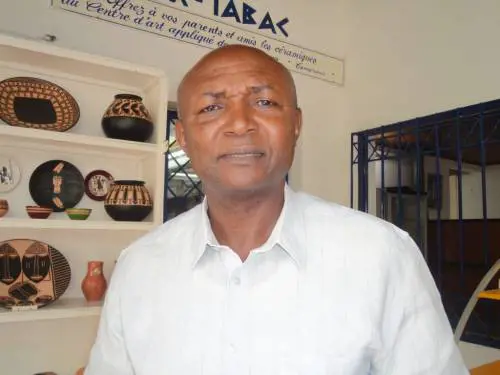La piaga dell'alcol dilaga in Camerun. L'assist del calcio
