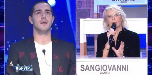 Gf Vip, Maria De Filippi "entra" in Casa per Zorzi: "Lavorerai con me..."