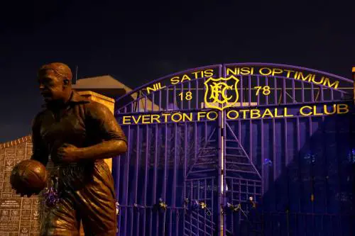 Everton-City, lezione inglese a Juve e Napoli su Covid e rinvii