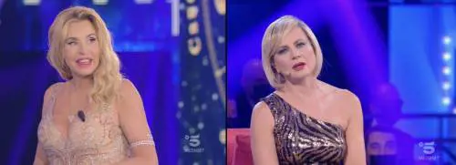 Gf Vip, è lite a capodanno tra la Elia e la Marini: "Patetica, sei il nulla cosmico. Non mi scocciare"