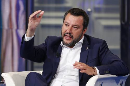 Salvini attacca il governo: "Impossibile andare avanti così"