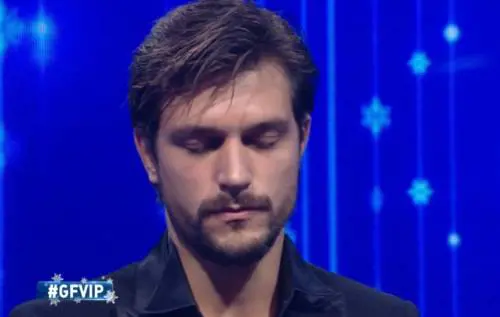Andrea Zelletta in crisi. Natalia non si presenta in studio e diffida il GF