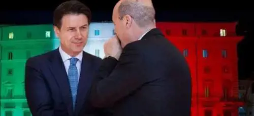 I veri irresponsabili? Quelli che vogliono tenere in piedi il governo
