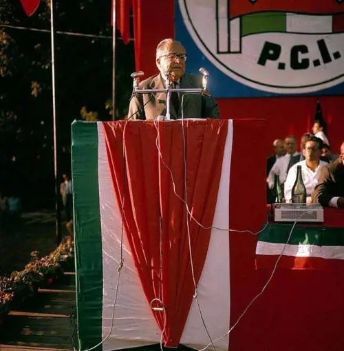 Il Pci si celebra Cento anni di menzogne