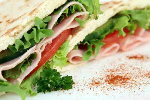 Niente panini al prosciutto. "Benvenuti nella Brexit"