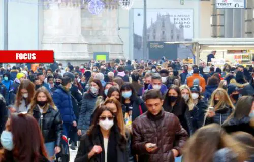 "Contagiosa e può reinfettare" Questa variante ora fa paura