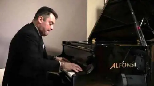Il dramma di Adriano, jazzista fattorino. Ucciso dalla crisi senza mai arrendersi