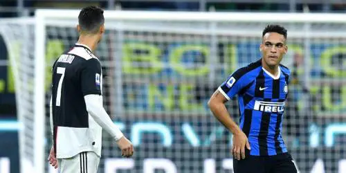 Inter-Juventus "vintage. Da quasi 90 anni mai in campo così tardi