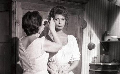 Putin, Sophia Loren e la danza della Terra, le sette parole della settimana