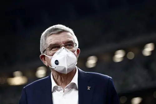 Primo caso nel villaggio. A cinque giorni dal via le Olimpiadi già tremano