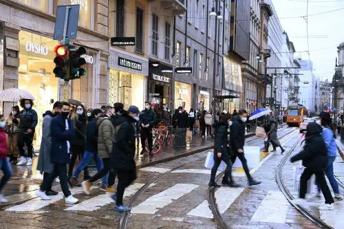 Bar e ristoranti: ecco cosa può succedere al green pass