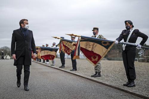 Francia, il progetto di Macron: pronta nuova strategia militare