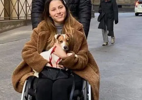 Rubato motore sedia elettrica a consigliera comunale della Lega. Salvini: "Disgustoso"