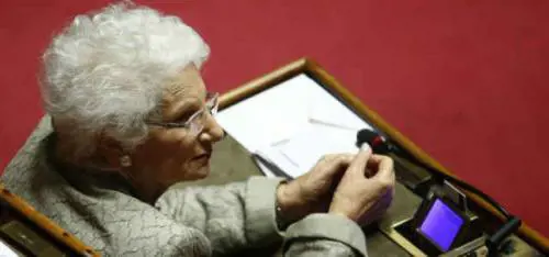 "La politica sia unita in difesa delle donne"