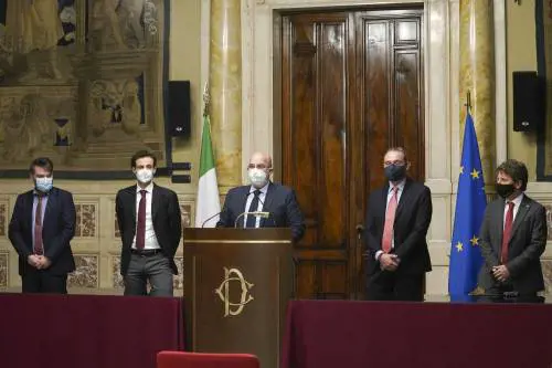 M5s pronto al baratto con Iv per evitare di spaccarsi in tre