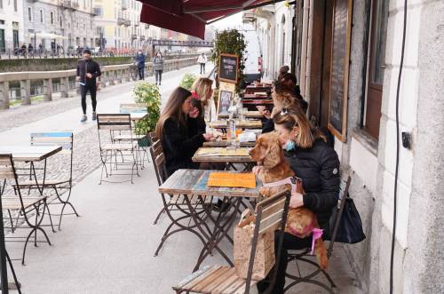 Ora il pressing dei locali. "Basta con il coprifuoco, aperti anche dopo le 18"