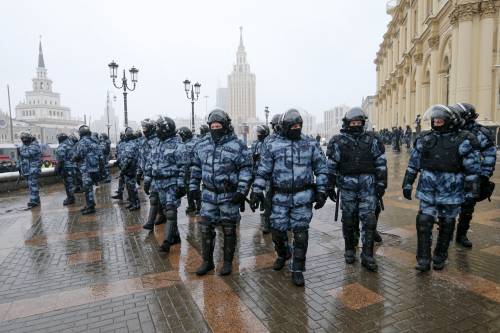 Navalny, Putin è accerchiato: Ue in missione e minaccia Usa