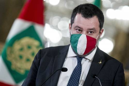 Divisi alle consultazioni Salvini valuta l'appoggio «O la Lega o i grillini»