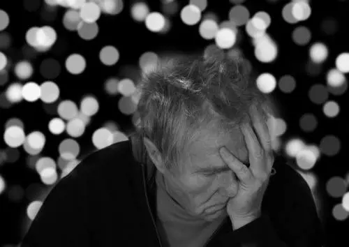 Alzheimer, scoperto nuovo processo di semina nelle cellule cerebrali