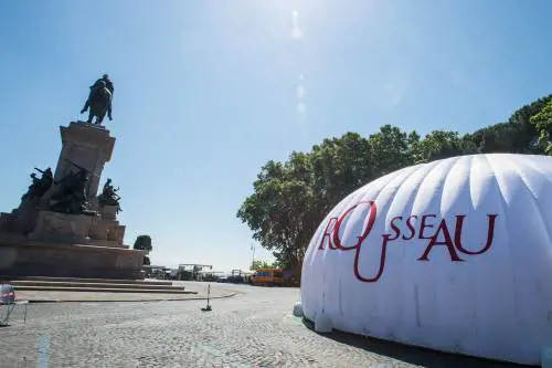 "Parlamentarie 5s? Sono comparsarie per piazzare amici": da Rousseau veleno contro Conte