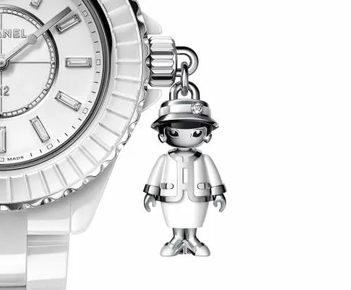 Chanel Mademoiselle J12, secondo atto
