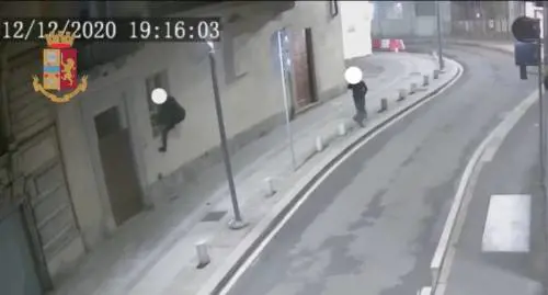 Furti in casa dei vip, fermata banda di ladri acrobati