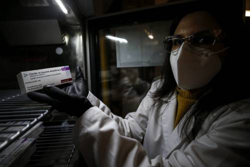 Vaccini, i grandi errori dell'Ue: spreco di tempo e pure di soldi