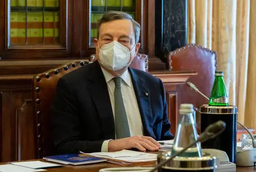 Piazza Affari è già pronta alla svolta green Eni, Enel e Tim protagoniste con Draghi
