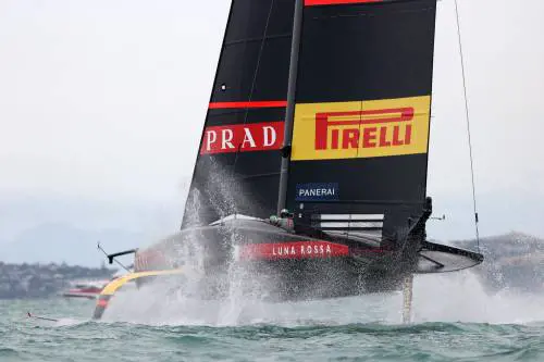 Il vento è il "vaccino" dell'America's Cup