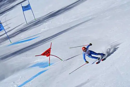 Sci, un disastro Gigante e le colpe di Fede e Marta