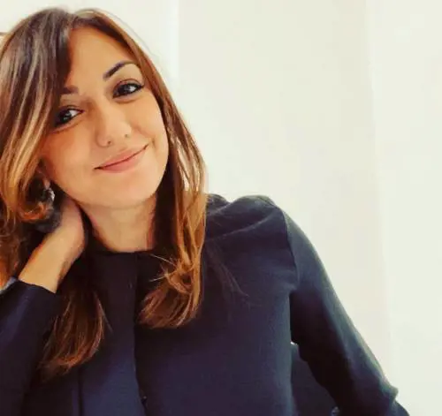 Gli insulti choc alla deputata di Fdi: "Più ritardata dei tuoi genitori"