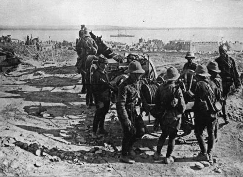 Le spiagge invase dai cadaveri: l'inferno della battaglia di Gallipoli