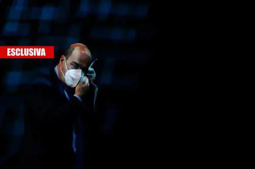 "Ha bruciato davvero tutto". Chi vuole la testa di Zinga