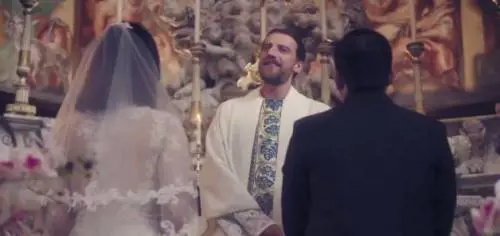 "Dopo la terza canzone a Sanremo dormono". Ma Amadeus non la prende bene