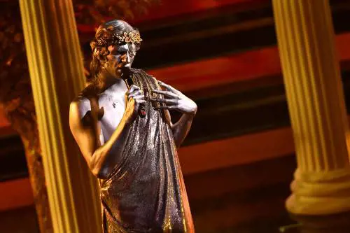 Achille Lauro "Pop", nell'Olimpo d'oro con Emma