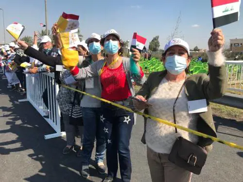 I cristiani lungo la strada del Papa