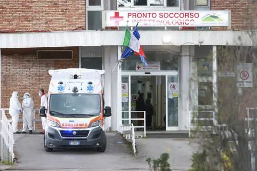 "Dottore non sto bene". I malati di suggestione in fila ai pronto soccorso