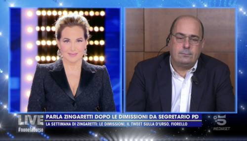 Zingaretti difende la d'Urso dal Pd: "Io sono qui, altri nei salotti"