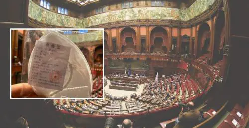 "Mascherine non conformi" Bufera alla Camera e ora Fico le ritira