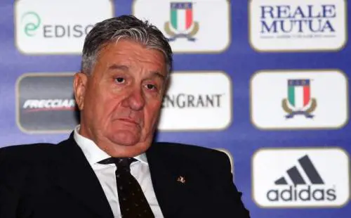 Rugby, la federazione più ricca e perdente
