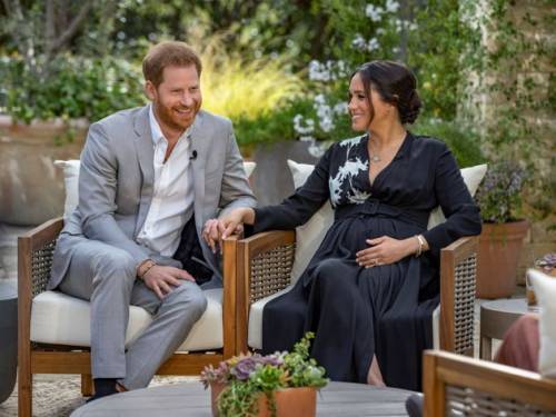 Harry e Meghan sono la coppia da 100 milioni. Boom di consensi negli Usa, flop nel "Regno"